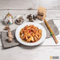 Pollo con salsa picante