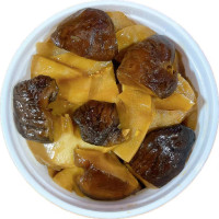 Bambú y setas chinas salteadas